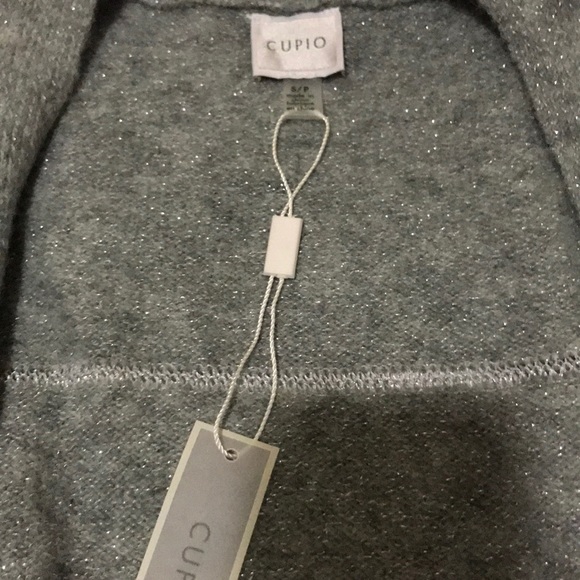 Cardigans - Picture 2 of 5